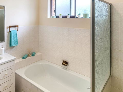 Fairburn Apartment 6 - Tourism Caloundra 2