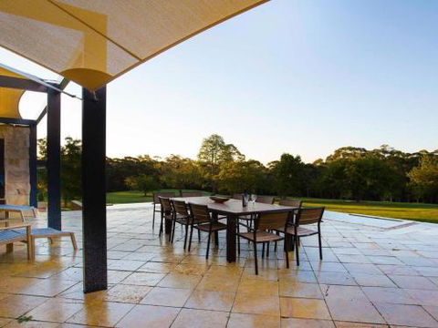 ALPINE LODGE Alpine Southern Highlands 4pm Check Out Sundays - Tourism Caloundra 6