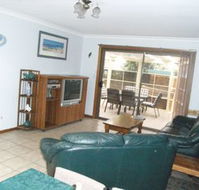66 Pacific Drive - Tourism Caloundra