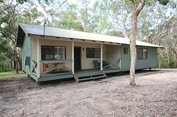 North Coast Holiday Parks Hungry Head Cabins - Tourism Caloundra 0