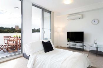 Executive Designer Apartment With Pool + Parking - Tourism Caloundra 4
