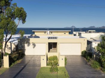 Soldiers Point Road 2 163 Seaside Splendour - Tourism Caloundra 6