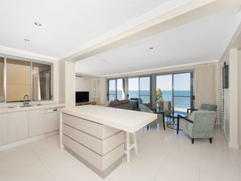 Soldiers Point Road 2 163 Seaside Splendour - Tourism Caloundra 4