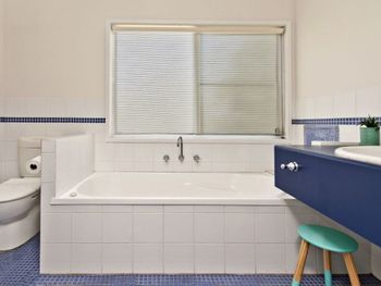 Bali Blue - Tourism Caloundra 5