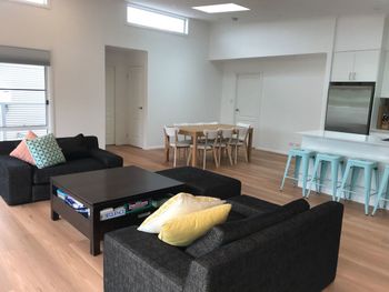 Spoilt People - Tourism Caloundra 0