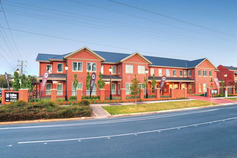 BEST WESTERN Plus Bolton On The Park - Tourism Caloundra 1