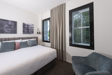 R Hotel Geelong - Tourism Caloundra 4