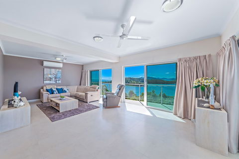 Panoramic Island Views - Tourism Caloundra 5