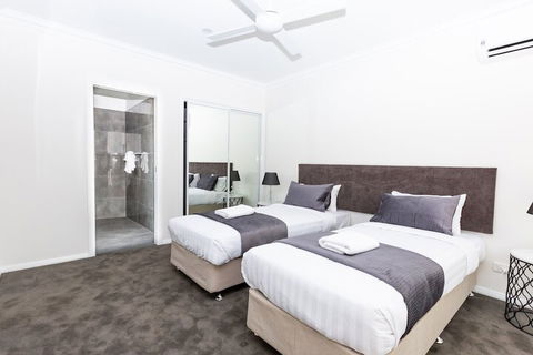 Wagga Apartments 1 - Tourism Caloundra 4