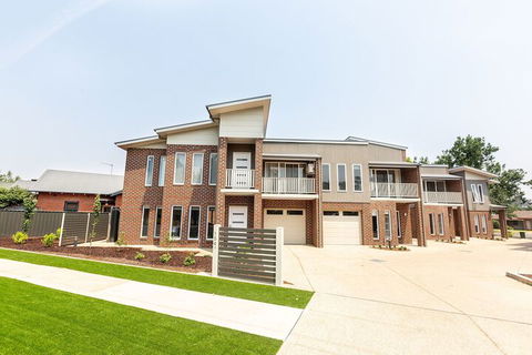 Wagga Apartments 1 - Tourism Caloundra 1