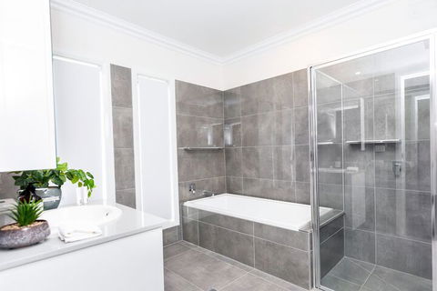 Wagga Apartments 1 - Tourism Caloundra 6