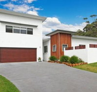 THE WHITE HOUSE - Tourism Caloundra
