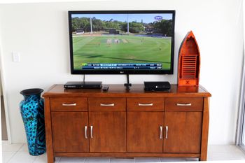 Waters Edge - Tourism Caloundra 1