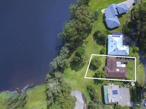 LAKEVIEW - Tourism Caloundra 1