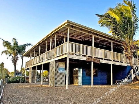 1770 Beach Accommodation Elliot Lodge - Tourism Caloundra 6