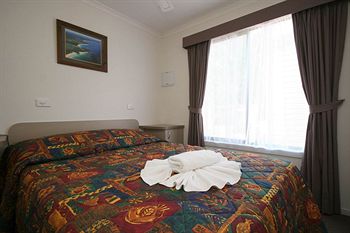 Wallamba River Holiday Park - Tourism Caloundra 2