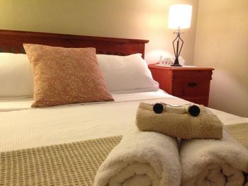 Port Lincoln Holiday Houses - Tourism Caloundra 0