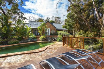 La Provence - Tourism Caloundra 0