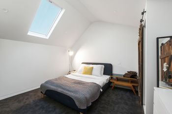 Architects Urban Retreat In Malvern - Tourism Caloundra 2