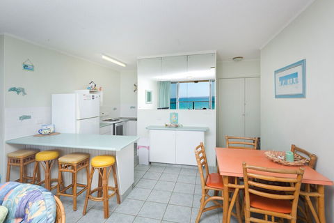 Ebbtide Unit 07 - Tourism Caloundra 5