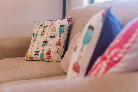 Coastal Cottage - Cannonvale - Tourism Caloundra 3