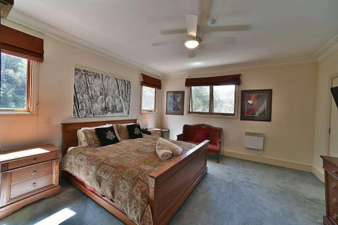 Thredbo 1380 - Tourism Caloundra 3