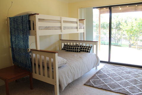 Luxury At Tallawang Malua Bay - Tourism Caloundra 0