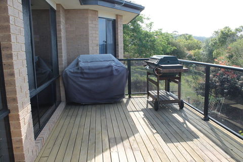 Luxury At Tallawang Malua Bay - Tourism Caloundra 2
