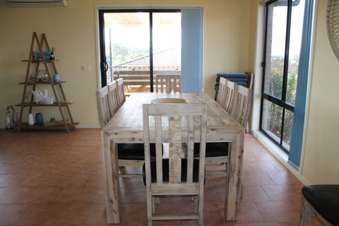 Luxury At Tallawang Malua Bay - Tourism Caloundra 4