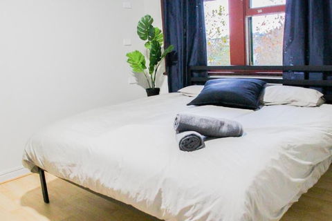 Mad Monkey Backpackers Bayswater - Tourism Caloundra 4