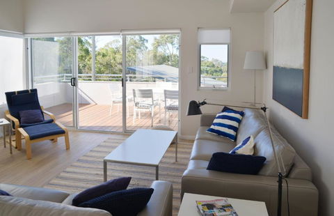 The Villa Dunsborough - Tourism Caloundra 2