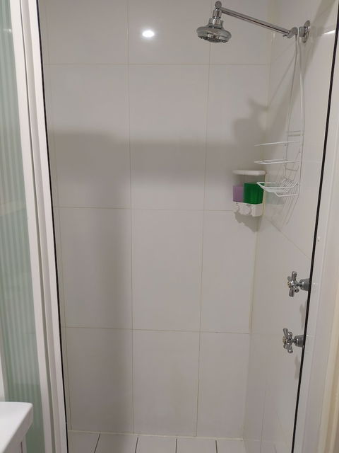 Regency Apartments - Tourism Caloundra 3