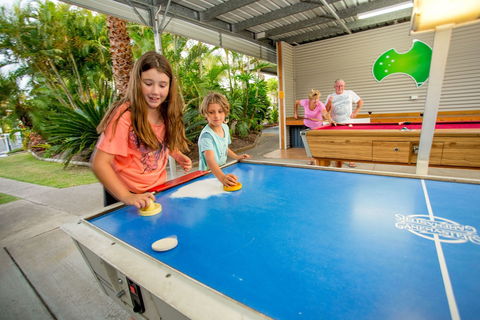 Tasman Holiday Parks - Hervey Bay - Tourism Caloundra 0