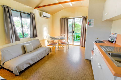 Tasman Holiday Parks - Hervey Bay - Tourism Caloundra 4