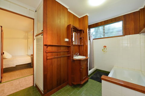 Lilybank Guest House - Tourism Caloundra 5