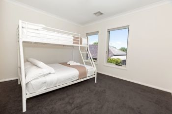 Brand New Townhouse - Tourism Caloundra 2
