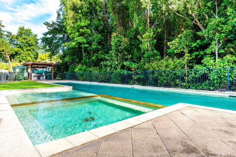 Blue Lagoon Villa B - Tourism Caloundra 4