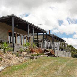 King Parrot Cottages - Tourism Caloundra 1