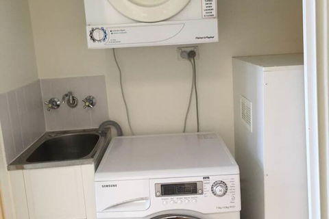 Regent Place Apartments - Tourism Caloundra 7