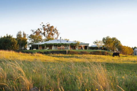 Rosby Guesthouse - Tourism Caloundra 0