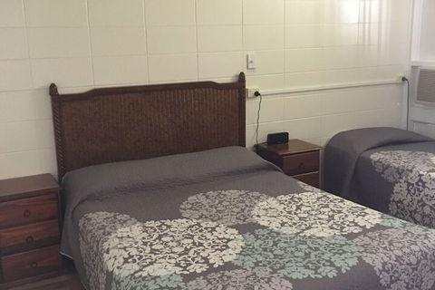 A1 Inn The City - Tourism Caloundra 3