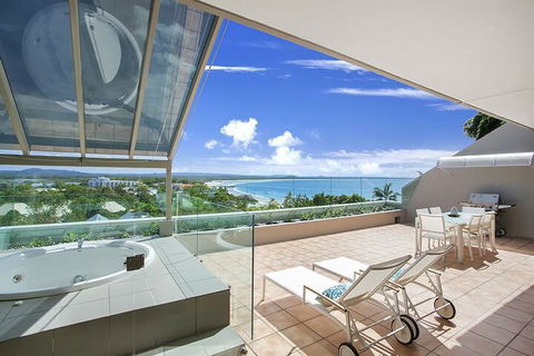 No 1 In Hastings Street - Tourism Caloundra 1