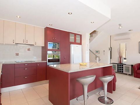 Viewland Drive Private Holiday Apartment - Tourism Caloundra 0