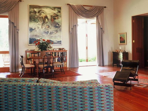 Leatherwood Lodge - Tourism Caloundra 6