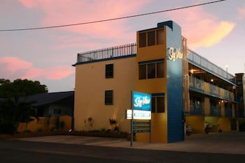 Sky View Units - Tourism Caloundra 4