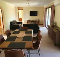 Annies Holiday Units - Tourism Caloundra
