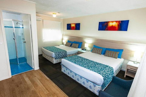 Bay Executive Motel - Tourism Caloundra 6