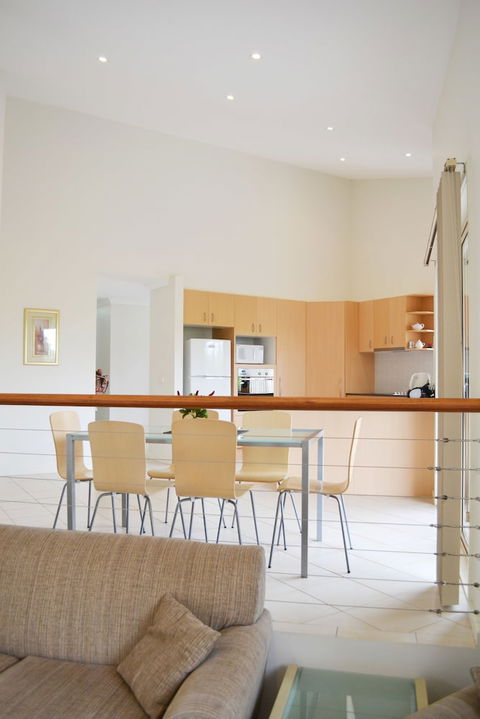 Parker By The Sea - Tourism Caloundra 4
