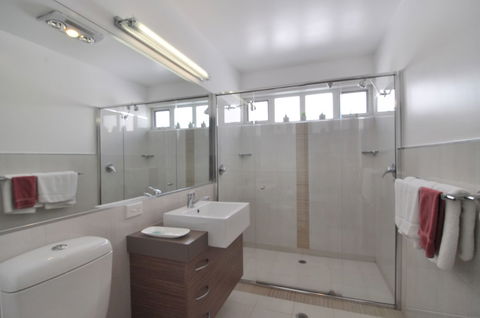 Bluedock Apartments - Tourism Caloundra 5