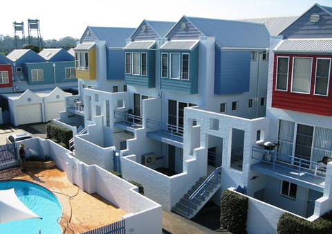 Bluedock Apartments - Tourism Caloundra 1